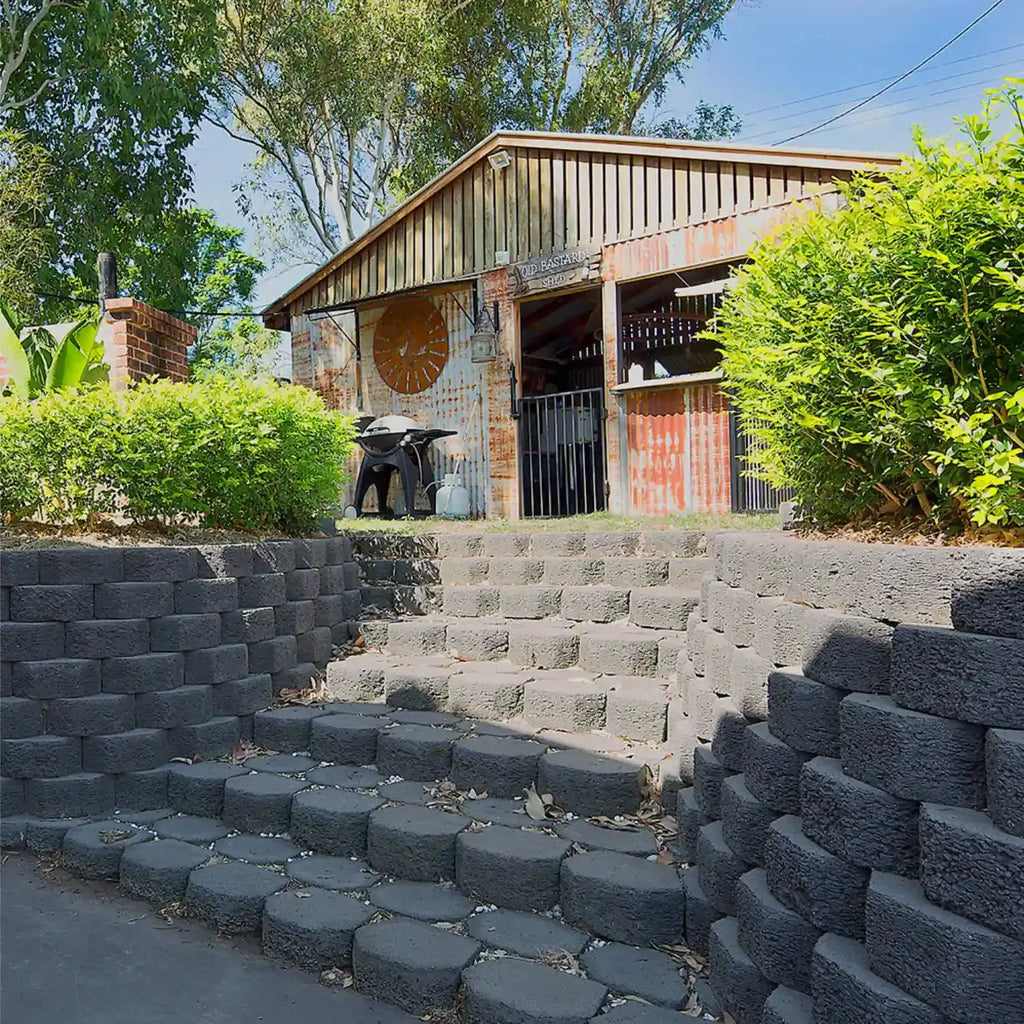 National Masonry - Retaining Blocks, Paving and Stepping Stones
