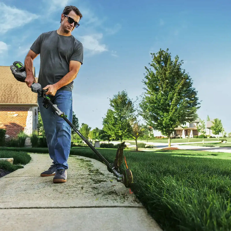 POWER TOOLS & RIDE ON MOWERS